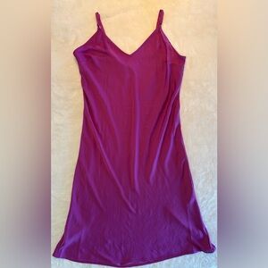 Spring Magenta Adjustable Spaghetti Strap V-Neck Slip Midi Dress Size Medium